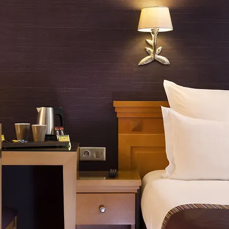 Mondial Hotel Paris