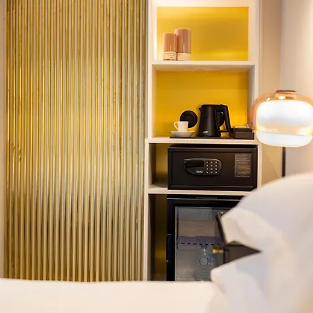 Mondial Hotel 3*