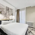 Mondial Szálloda 3*