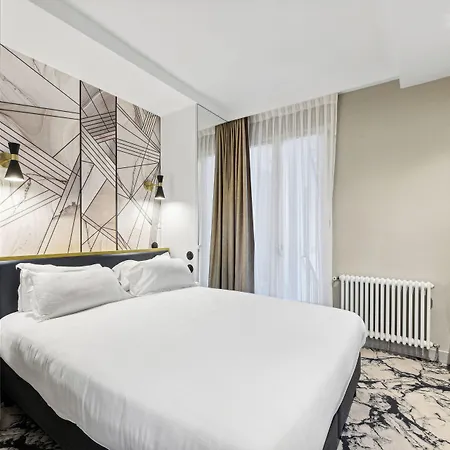 Mondial Отель 3*