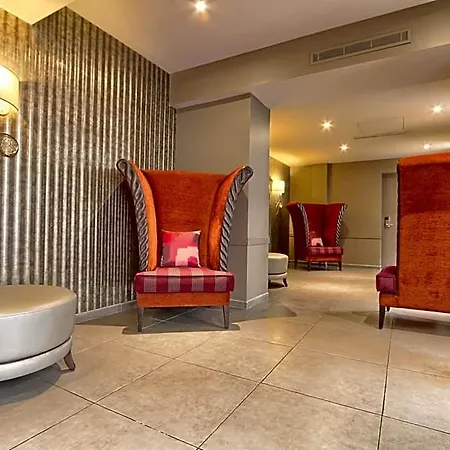 Hotel Mondial 3*