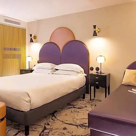 Mondial Hotel París