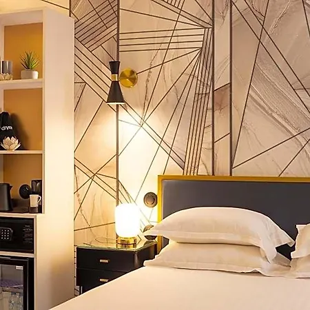Mondial Hotel