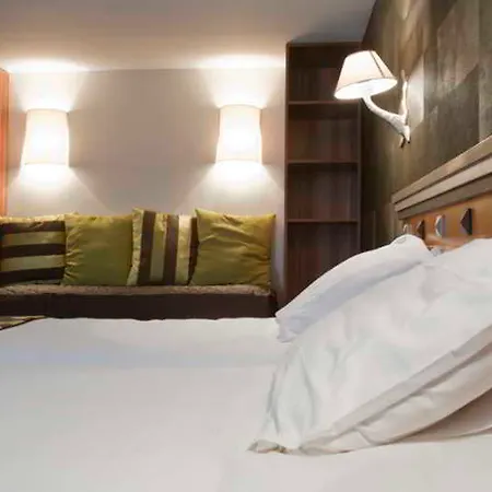 Hotel Mondial 3*