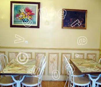 فندق مونديال 3*